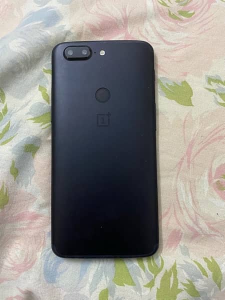 one plus 5t 8 1283200320 1