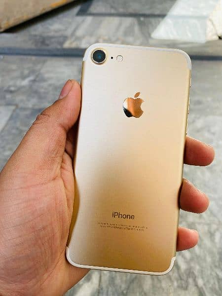 IPHONE 7 GOLD 256GB NON PTA (SCOM WORKING) 2