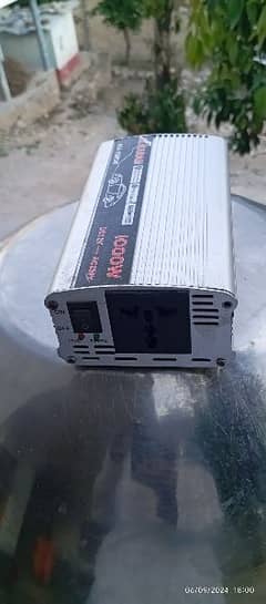 1000 watts 12v Dc to 220Ac Converter UPS