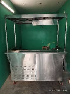 Fries Counter 5 by 2.5 with double tank 16 liters fryers + Salamander