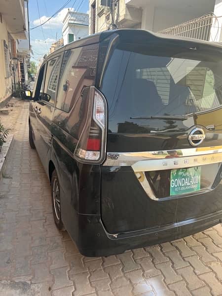 Nissan Serena 2019/2024 5