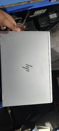 hp laptop touch 1030G2