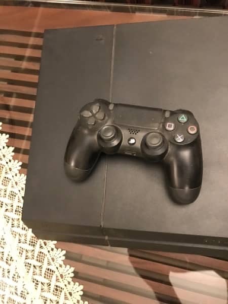 Play station 4 500GB 3