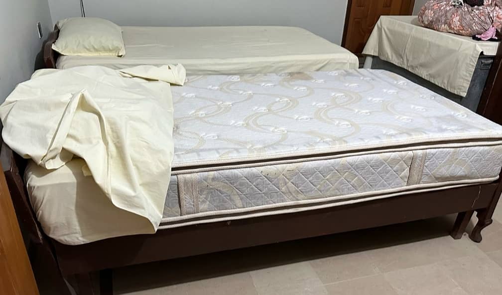 Single bed mattresses 1