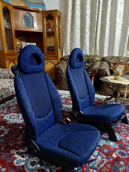 Universal Imported Japanese Front Semi Bucket Seats Forsale 1