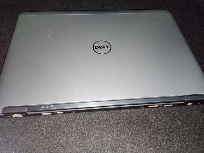 DELL Latitude E7440 0