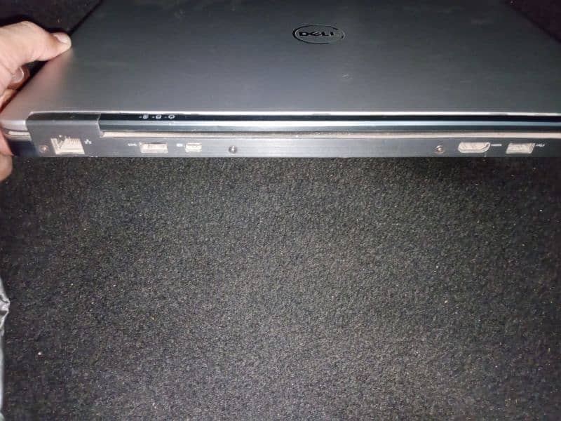 DELL Latitude E7440 1