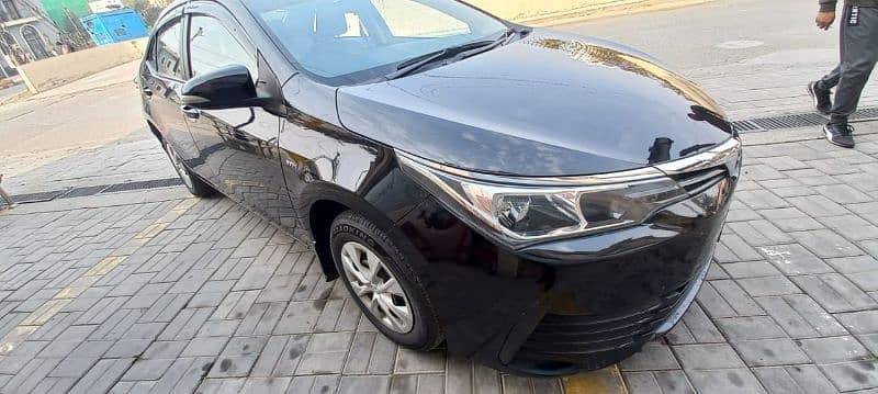 Toyota Corolla GLI 2019 Automatic 3