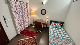 Executive hostel rooms for single professional males