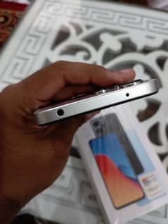 Xiaomi Redmi 12 8/128 Polar Silver Only 1 day used. 10/10 condition