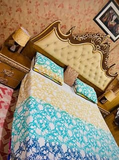 Shahi Bed and side table urgent for sale