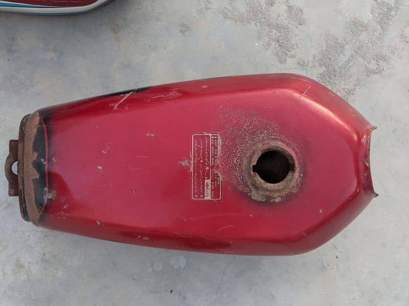 Honda CG 125 bike spare parts 3