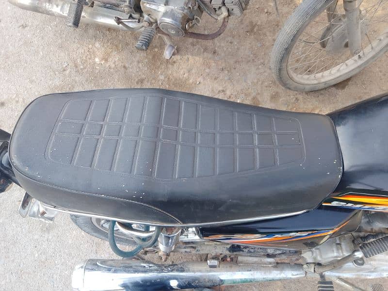 CG125 ki point wali seat 1