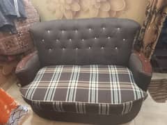 urgent sofa set