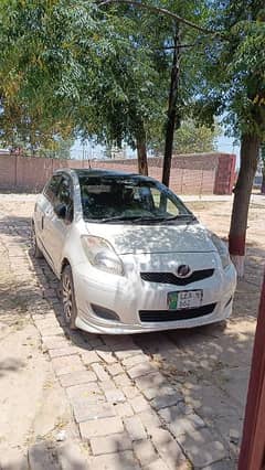 naran tour car available for ladies