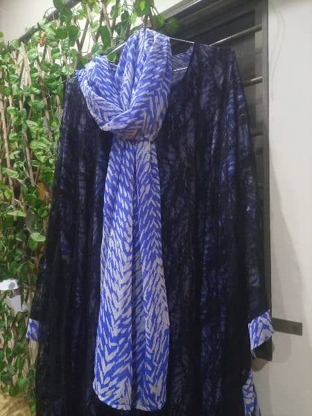 Beautiful Chiffon Gown with scarf 0