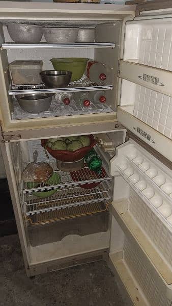 Dawlance fridge/Refrigerator for sale 3