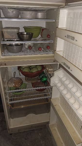 Dawlance fridge/Refrigerator for sale 4