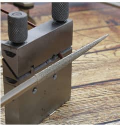 The Beadsmith Miter Cutting Vise Jig – Swiss Style, Made of Steel