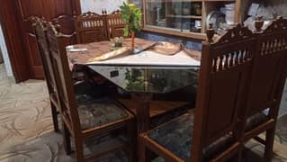 I am selling my dining table