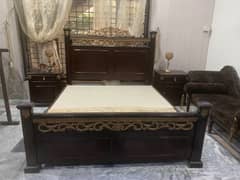 Pure Wooden Large Bed with Side Tables