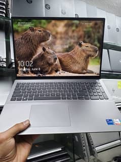 Dell 5620 12th Generation  Core i7-1260P Laptop