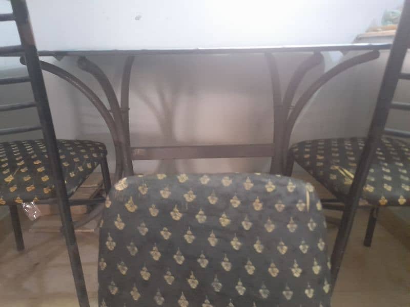 Tempered Glass Table with 3 Iron Chairs 6