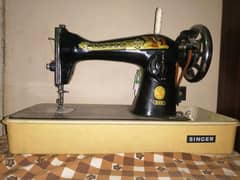 Singer Sewing Machine - Best And In Working Condition