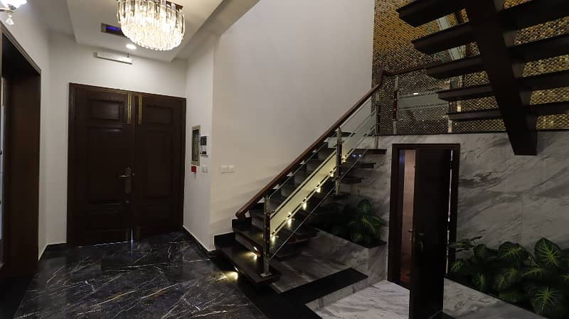 One Kanal House Available For Sale In DHA Phase 6 Block Lahore 14