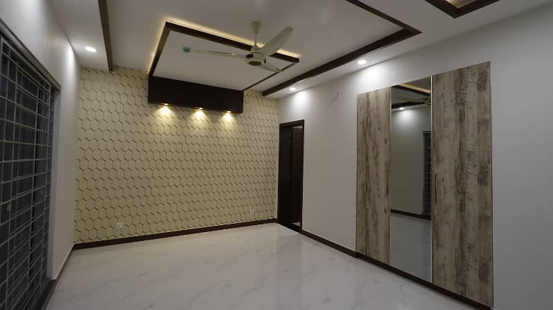 One Kanal House Available For Sale In DHA Phase 6 Block Lahore 46