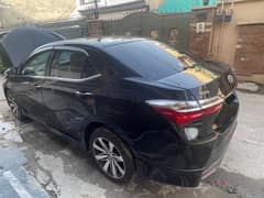 Toyota Corolla GLI 2019 automatic car urgent sale family use city