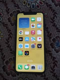 I phone 11 pro max 2nu sim pta approved hi 10 by 10 condition h