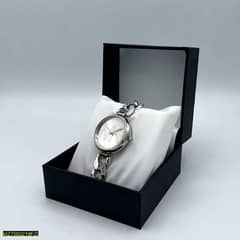 women's stainless steel Analog watch