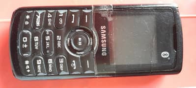 Samsung MDl. . GT E 2121 B. . . Original Chargar & HandFree.