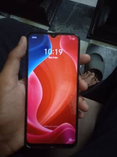 realme C11 for sale condition 8/10 with box and charger 2/32