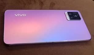 VIVO V20 10/10 WITH BOX AND COMPLETE ASSARY /303/5945/642/ NFC ENABLE