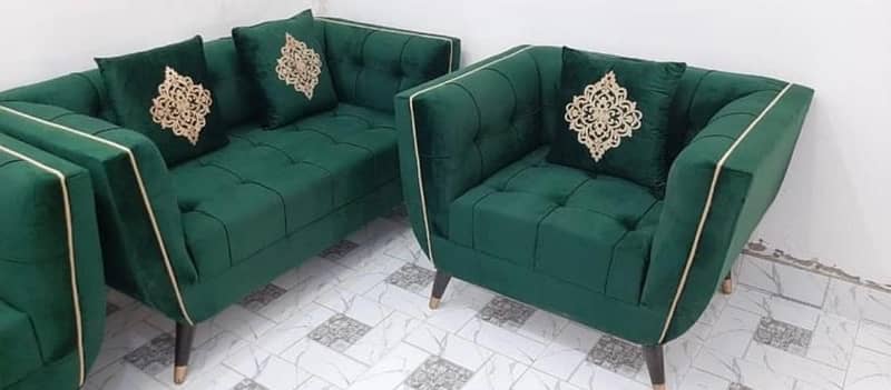 new good looking and good quality  sofa set 3