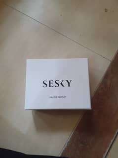 Sesky Perfume