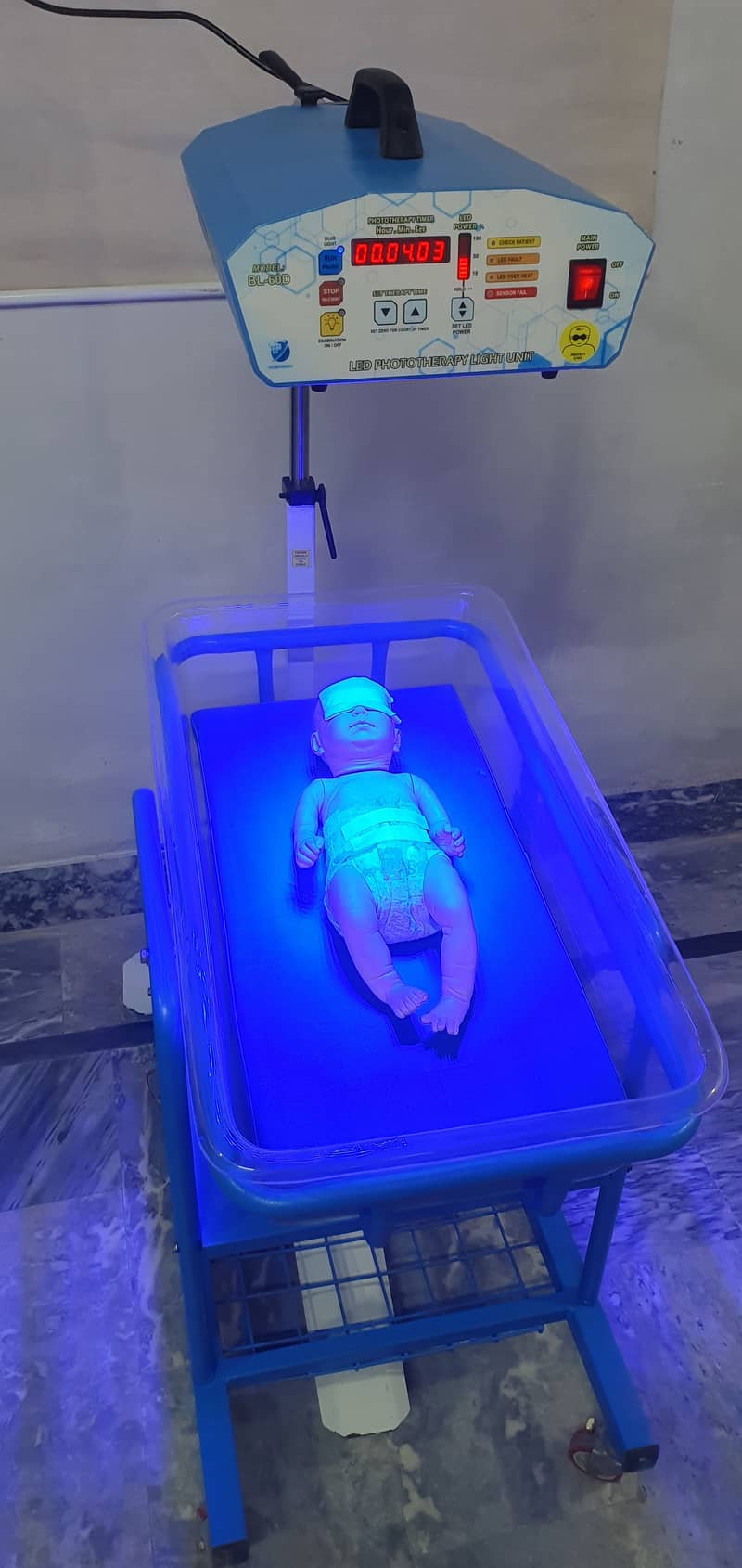 BL-60D LED PHOTOTHERAPY LIGHT and Infant Warmers incubator new Rental 0