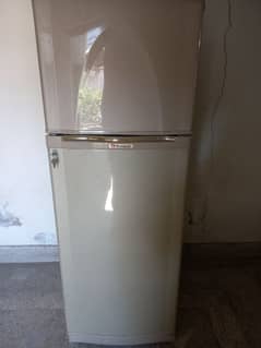 Dawlance Refrigerator Medium