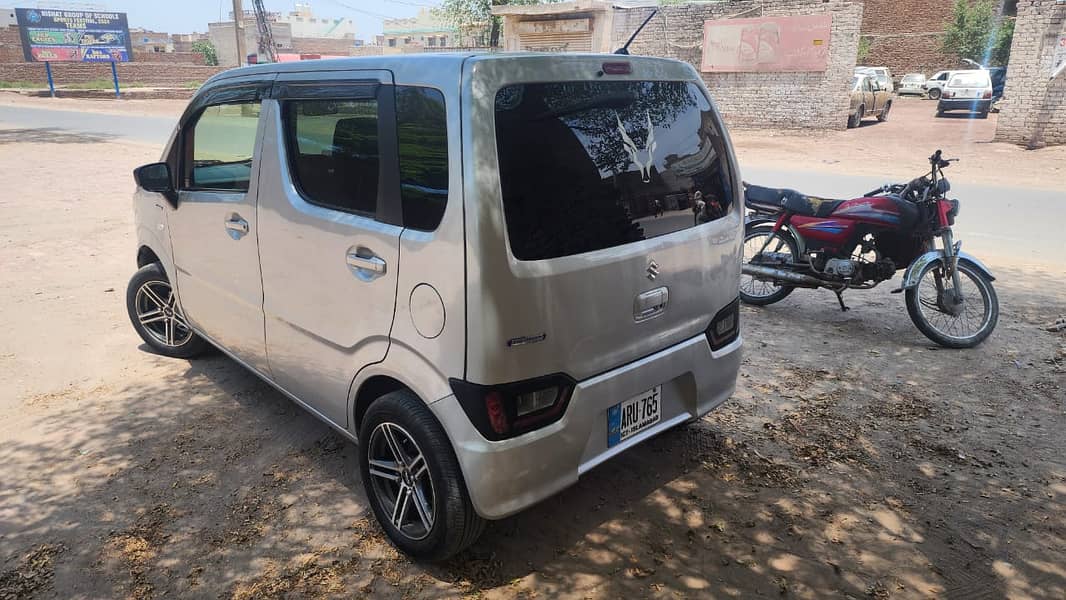 Suzuki Wagon R Stingray Hybrid X 2020 3