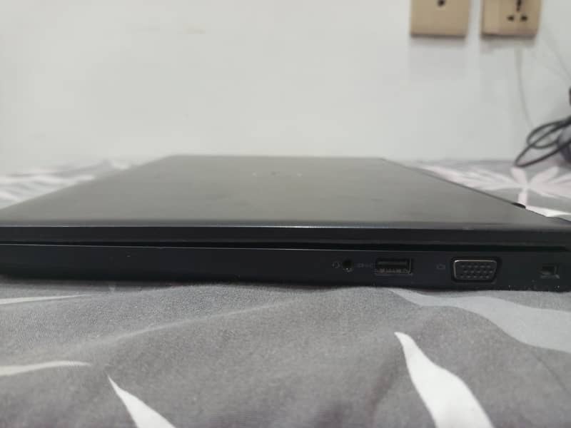 Dell Latitude 5490 - Intel Core i5-8250U, 1.80 GHz 4