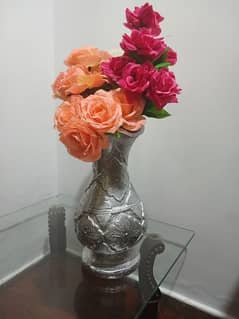 beautiful vase flower