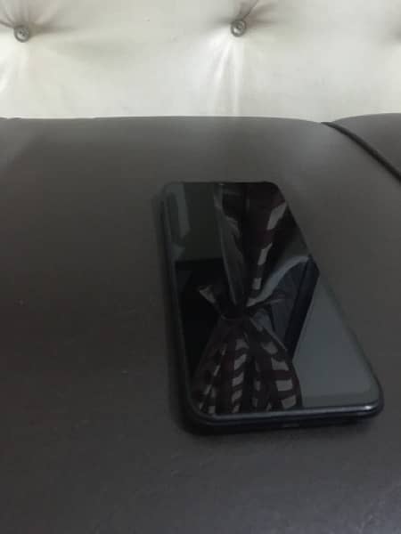 Infinix hot 8 lite 9/10 condition 1