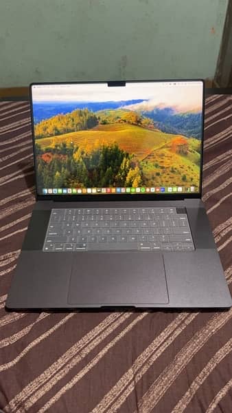 Apple M3 Macbook Pro 16inch 12 C CPU 18 C GPU 36GB 512GB MRW23 0