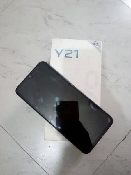 Vivo Y21 T full box with orginial charger and home delivery avalible 1