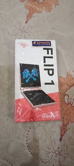 itel Flip 1 folding phone