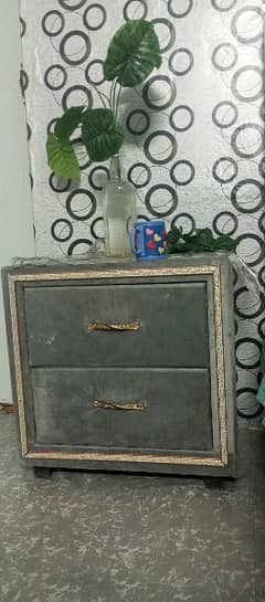 2 new side tables urgent sale