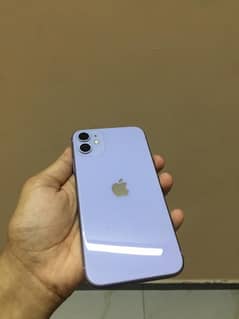 iphone 11 non pta factory unlocked condition 10/10 scratch less phone