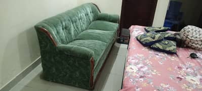 7 seater Sofa set used for sale